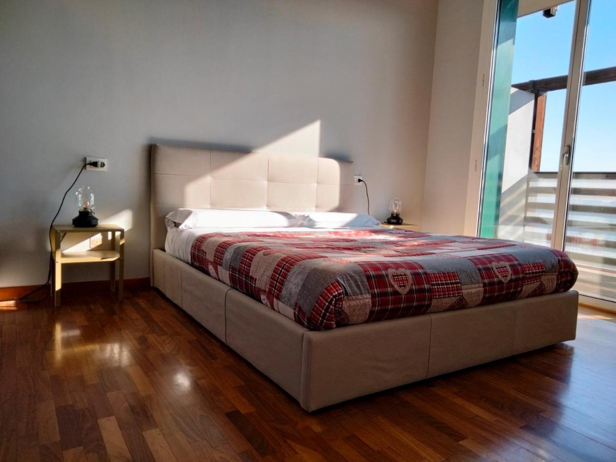 Casavacanzacentrale Privato Apartment Болоня Екстериор снимка