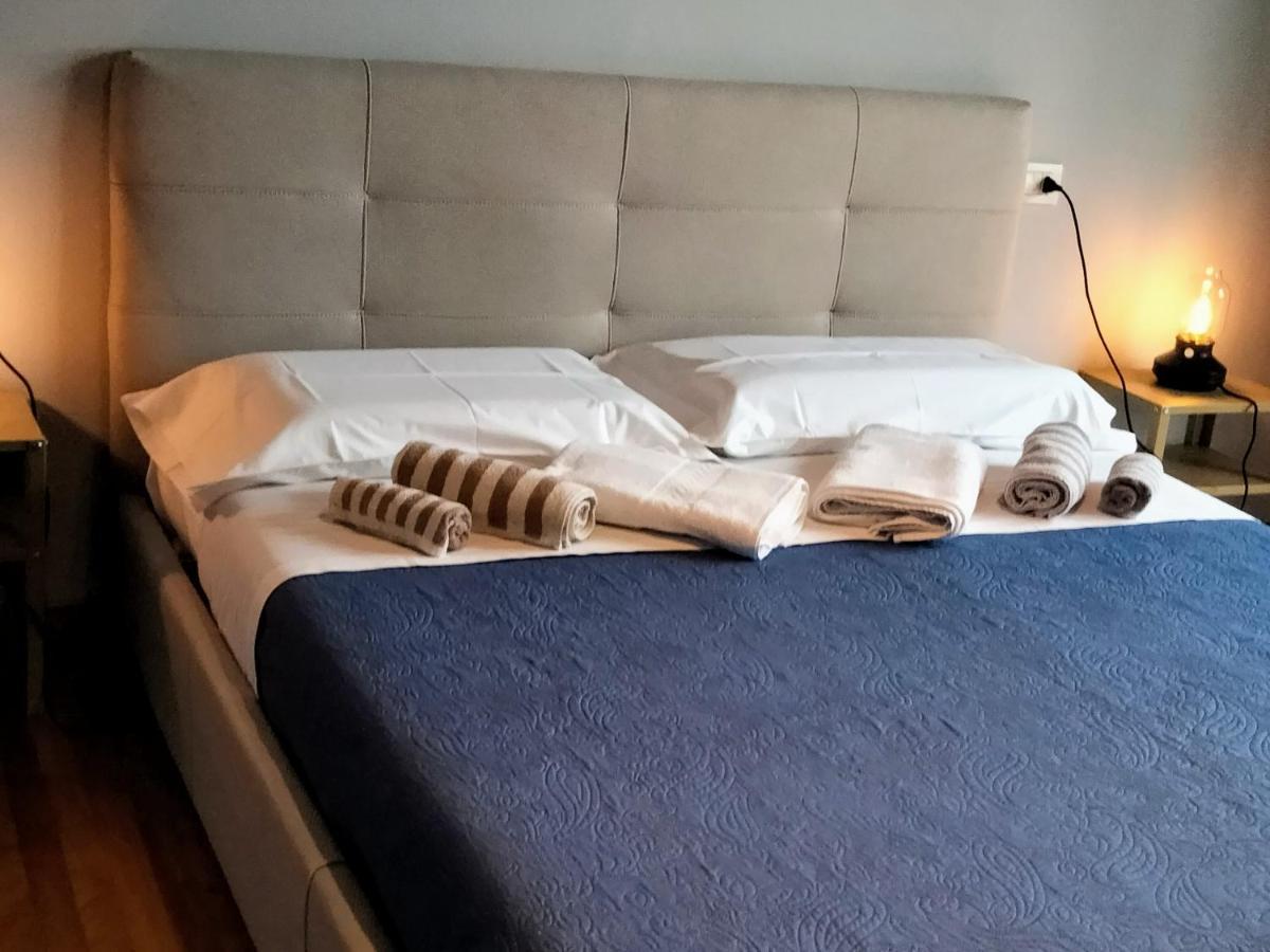 Casavacanzacentrale Privato Apartment Болоня Екстериор снимка