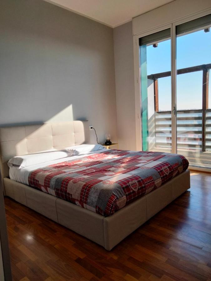 Casavacanzacentrale Privato Apartment Болоня Екстериор снимка